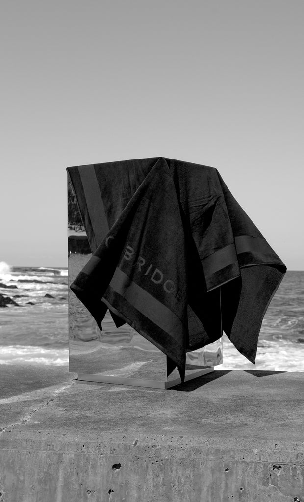 B+B TOWEL - BLACK